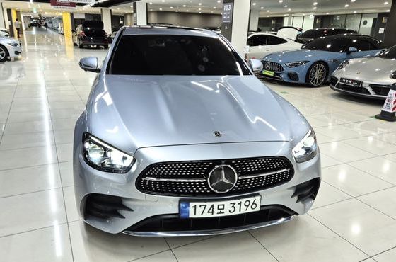 Mercedes-Benz E-Class E220d 4MATIC AMG Line — пробег 29 320 км — фото 3 из 5