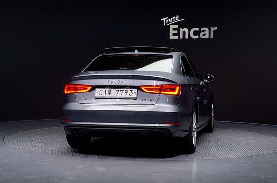 Audi A3 35 TDI Dynamic 8V — пробег 105 805 км — фото 4 из 5