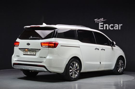 Kia Carnival 7-seater Limousine VIP — пробег 219 911 км — фото 2 из 5