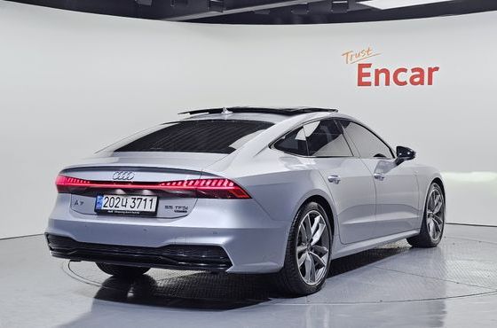 Audi A7 55 TFSI Quattro Premium — пробег 45 367 км — фото 2 из 5