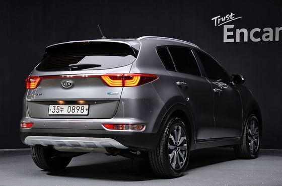 Kia Sportage Diesel 1.7 2wd Noblesse — пробег 118 731 км — фото 2 из 5