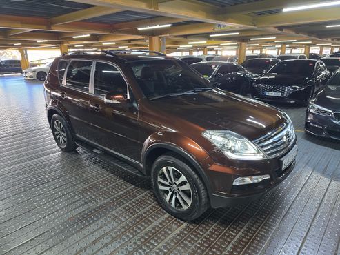 Ssangyong Rexton 2.0 4WD RX7 Luxury — пробег 168 020 км — фото 3 из 5