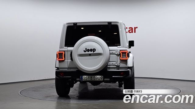 Jeep Wrangler 2.0 Overland Power Top 4Door — пробег 47 869 км — фото 4 из 5