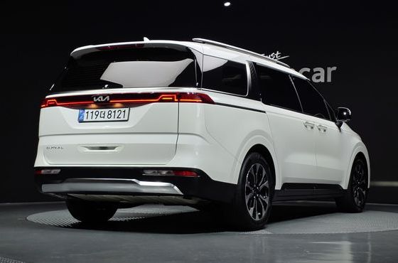 Kia Carnival 9-Seater Signature — пробег 58 521 км — фото 2 из 5
