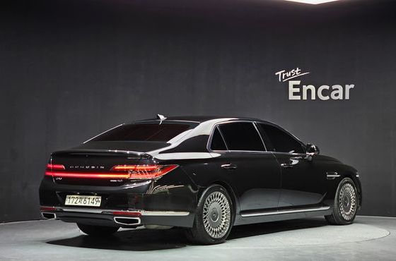 Genesis G90 5.0 AWD Prestige — пробег 114 665 км — фото 2 из 5