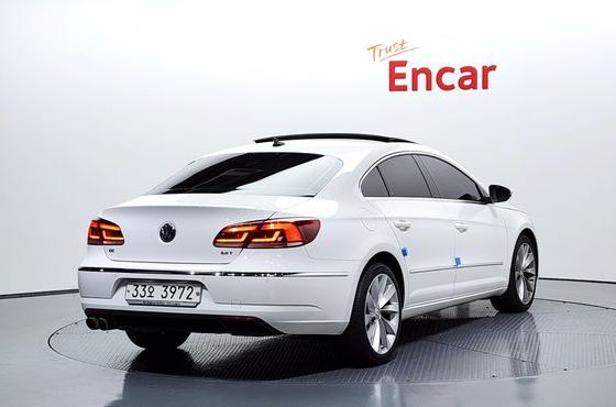 Volkswagen CC 2.0 TSI — пробег 77 302 км — фото 2 из 5
