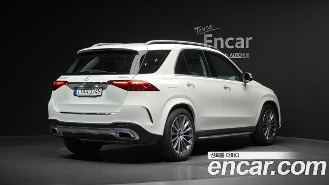 Mercedes-Benz GLE-Class GLE450 4MATIC — пробег 6 302 км — фото 2 из 5