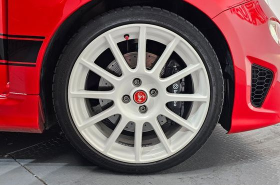 Fiat 500 Abarth — пробег 15 670 км — фото 5 из 5