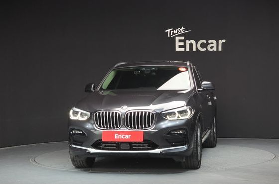 BMW X4 xDrive20i xLine — пробег 46 488 км — фото 3 из 5