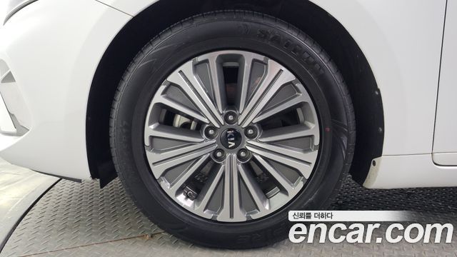 Kia K7 из Кореи Encar