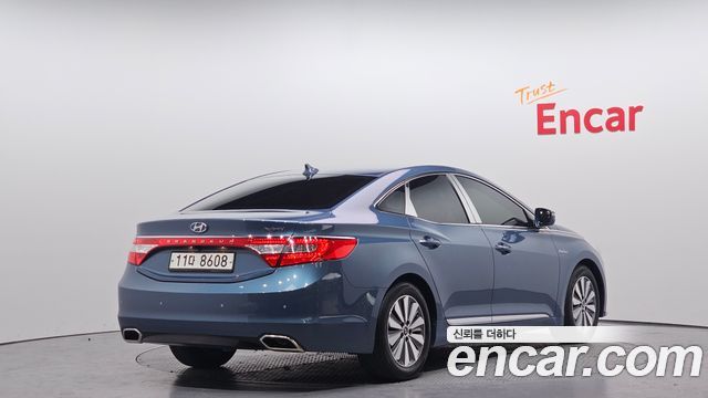 Hyundai Grandeur Premium — пробег 126 617 км — фото 2 из 5
