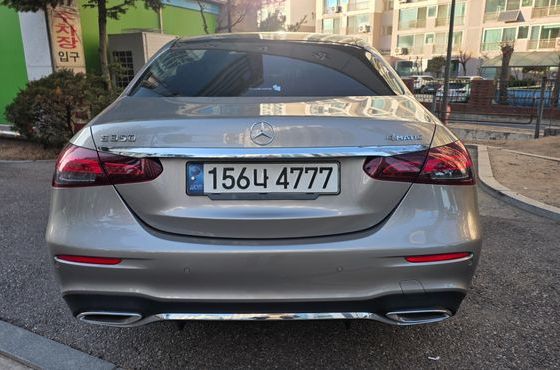 Mercedes-Benz E-Class E350 4MATIC AMG Line — пробег 43 469 км — фото 4 из 5
