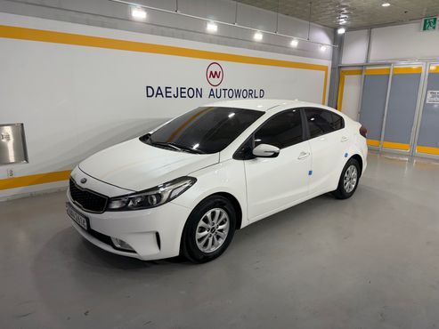 Kia K3 Deluxe — пробег 101 520 км — фото 2 из 5