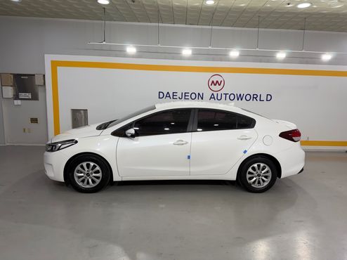 Kia K3 Deluxe — пробег 101 520 км — фото 3 из 5