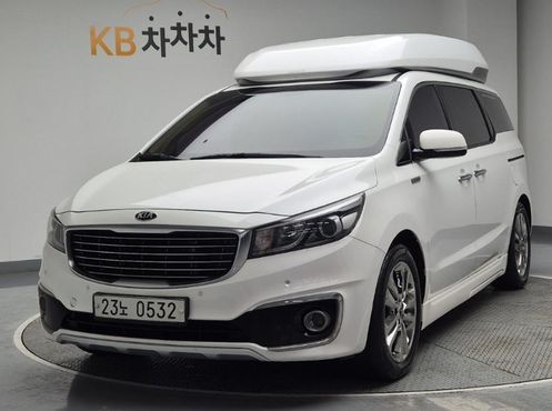 Kia Carnival 9-seater Hi-Limousine Prestige High roof — пробег 200 184 км — фото 1 из 5