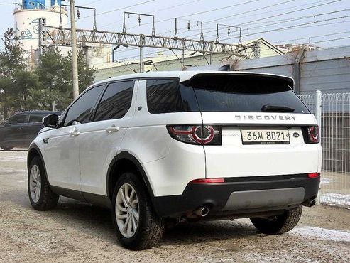 Land Rover Discovery Sport 2.0 TD4 SE — пробег 98 816 км — фото 3 из 5