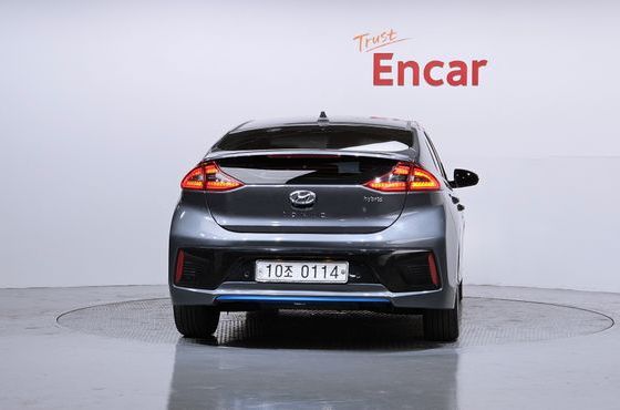 Hyundai Ioniq Q — пробег 177 294 км — фото 4 из 5