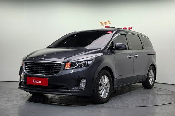 Kia Carnival 11-seater Luxury — пробег 122 810 км — фото 1 из 5