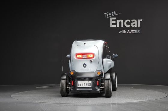 Renault (Samsung) Twizy Cargo(1-seater+Trunk) — пробег 20 411 км — фото 4 из 5