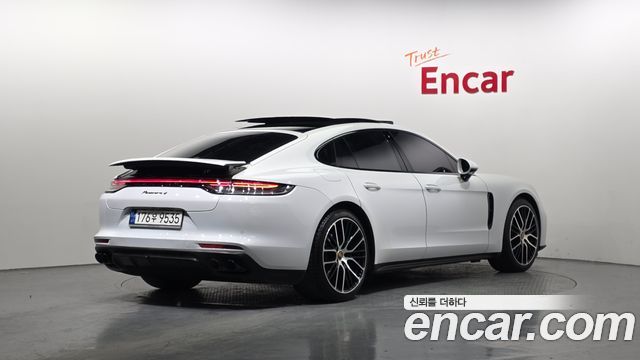 Porsche Panamera 2.9 AWD Platinum Edition — пробег 79 126 км — фото 2 из 5