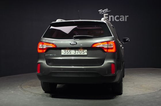 Kia Sorento Diesel 2.0 2WD TLX Special — пробег 172 205 км — фото 4 из 5