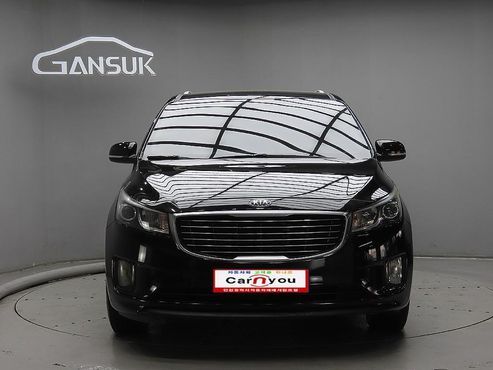 Kia Carnival 11-seater Luxury — пробег 220 000 км — фото 1 из 5
