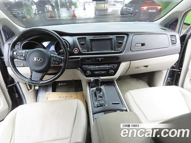 Kia Carnival из Кореи Encar