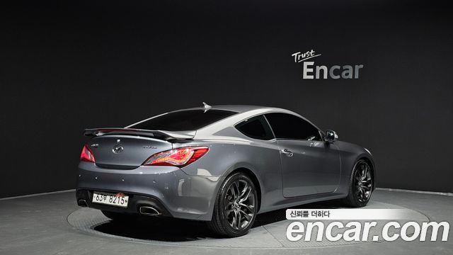 Hyundai Genesis из Кореи Encar