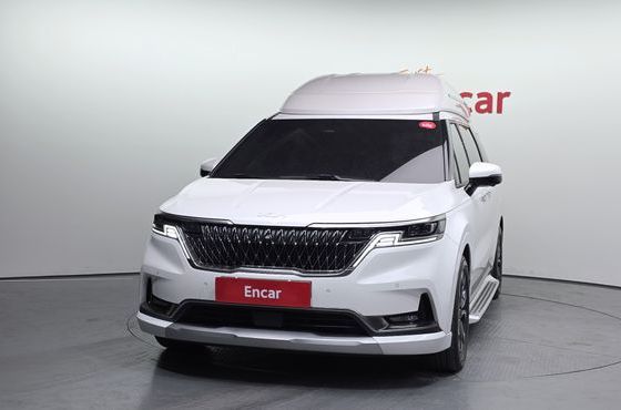 Kia Carnival Diesel 7-Seater Hi-Limousine Signature — пробег 82 350 км — фото 3 из 5