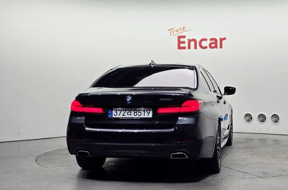 BMW 5-Series 520i M Sport — пробег 49 781 км — фото 4 из 5