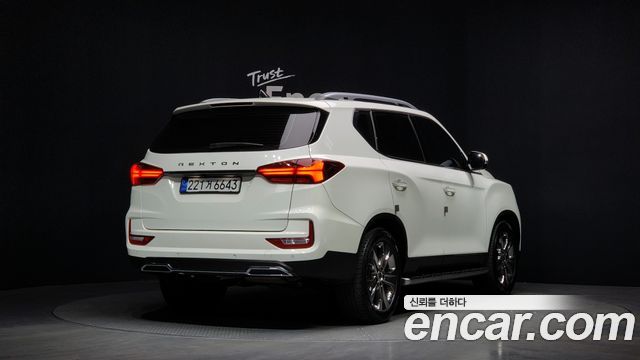 Ssangyong Rexton из Кореи Encar