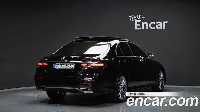 Mercedes-Benz E-Class из Кореи Encar