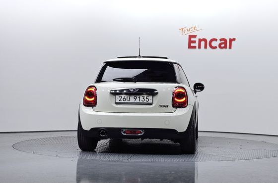 Mini Cooper HIGH Third Generation — пробег 49 908 км — фото 4 из 5