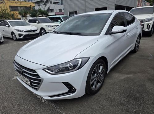 Hyundai AVANTE 1.6 GDI Value Plus — пробег 140 000 км — фото 3 из 5