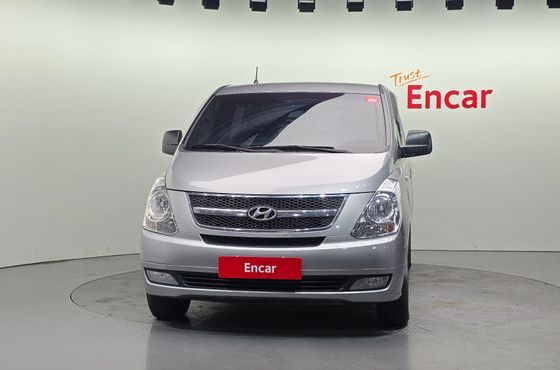 Hyundai Starex 5-Seater VAN CVX Luxury — пробег 259 980 км — фото 3 из 5