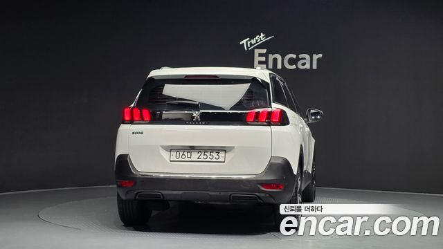 Peugeot 5008 из Кореи Encar