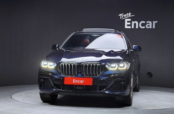 BMW X6 M50i — пробег 35 704 км — фото 3 из 5