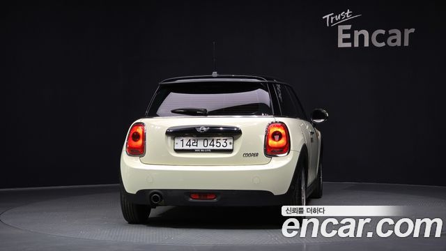 Mini Cooper из Кореи Encar