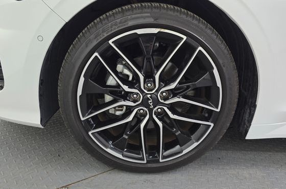 Kia K5 1.6 Turbo Signature — пробег 13 113 км — фото 5 из 5