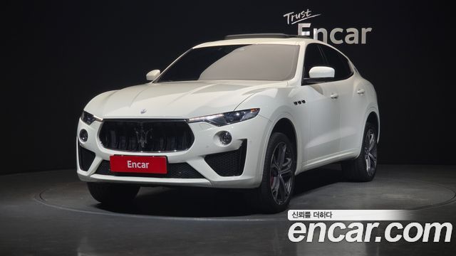 Maserati Levante 3.8 GTS AWD — пробег 67 465 км — фото 1 из 5