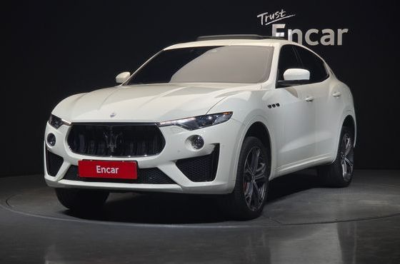 Maserati Levante 3.8 GTS AWD — пробег 67 465 км — фото 1 из 5