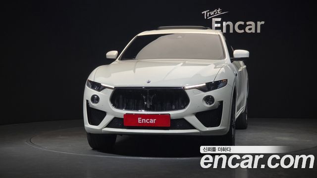 Maserati Levante 3.8 GTS AWD — пробег 67 465 км — фото 3 из 5