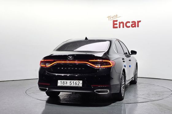 Hyundai Grandeur 2.4 Premium — пробег 162 503 км — фото 4 из 5