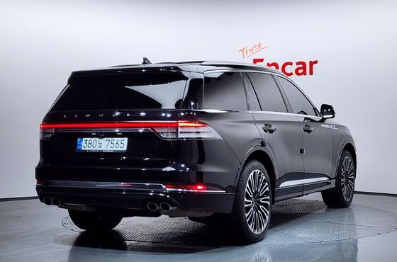 Lincoln Aviator 3.0 Black Label AWD — пробег 112 899 км — фото 2 из 5