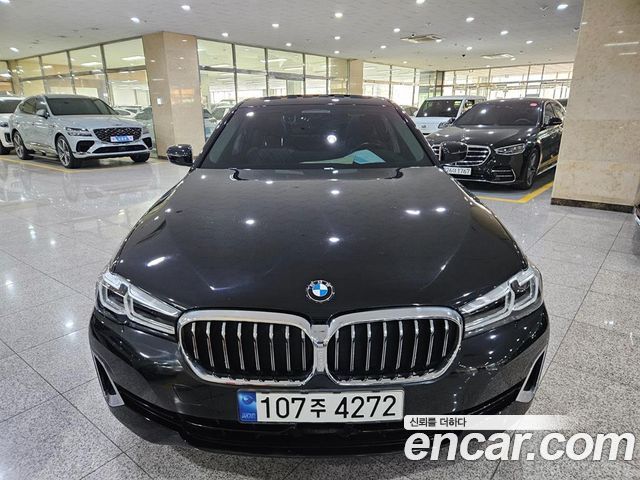 BMW 5-Series 523d xDrive Luxury — пробег 44 435 км — фото 2 из 5