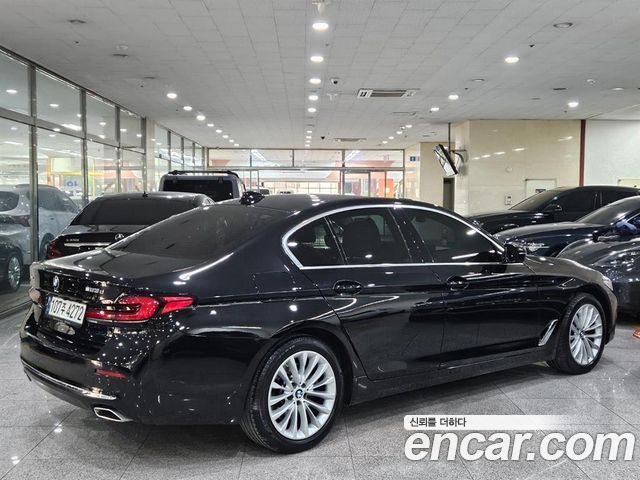 BMW 5-Series 523d xDrive Luxury — пробег 44 435 км — фото 3 из 5