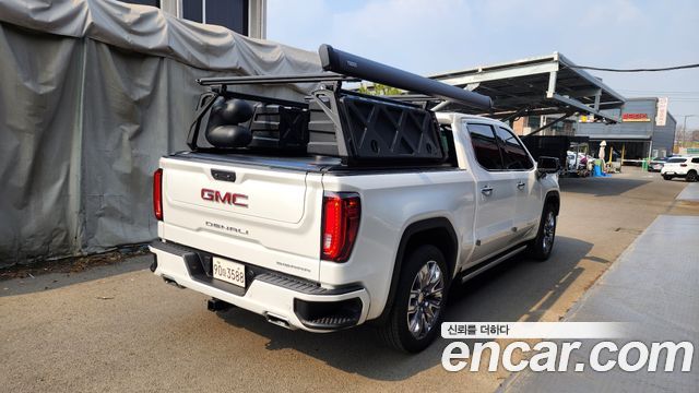 GMC Sierra Denali — пробег 16 754 км — фото 2 из 5