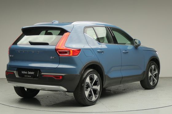 Volvo XC40 B4 Ultra Bright — пробег 326 км — фото 2 из 5