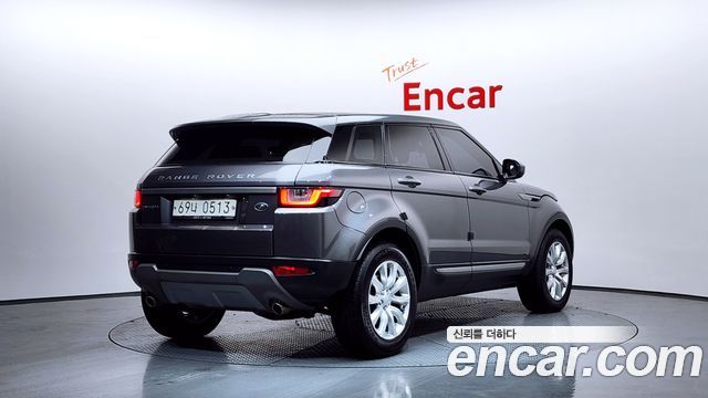 Land Rover Range Rover Evoque 2.0 TD4 SE — пробег 41 857 км — фото 2 из 5
