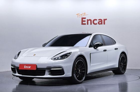 Porsche Panamera 3.0 AWD — пробег 79 289 км — фото 1 из 5